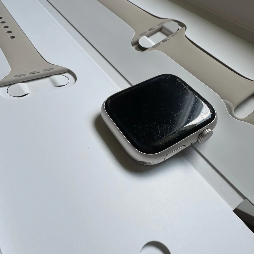 Apple Watch Series 7 45mm Aluminum Case with Sport Band - Starlight GPS EUC! - Picture 3 of 9